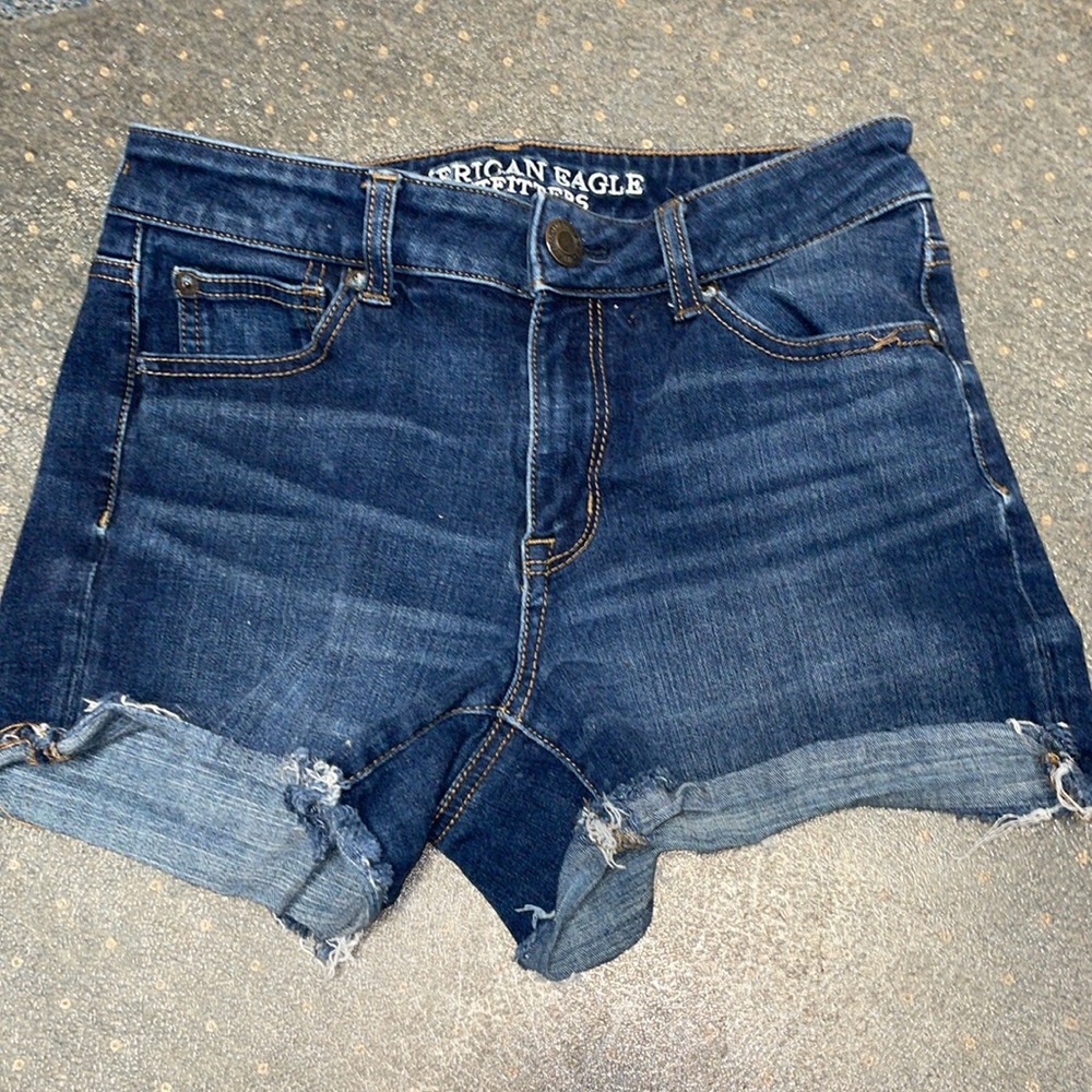 American Eagle Outfitters Sz 4 Cut-Off Denim 360 Super Stretch Hi-Rise Shortie